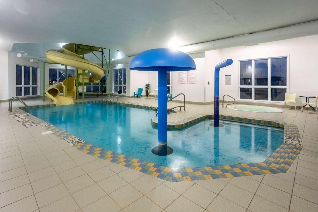 Super 8 By Wyndham קוויבק סיטי מראה חיצוני תמונה